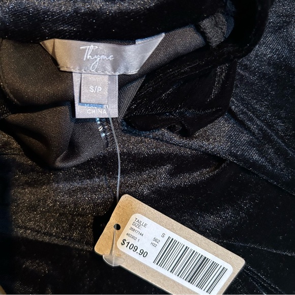 NWT Thyme Maternity Black Velvet Bodycon Open-Back Long Sleeve Dress. Size S - Picture 5 of 12